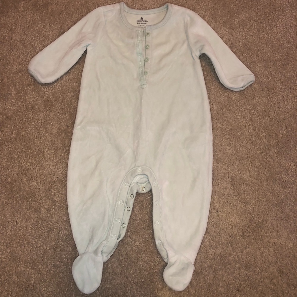 SALE 3for15! Baby Gap Light Green Long Sleeve Onesie Bodysuit - Picture 1 of 2